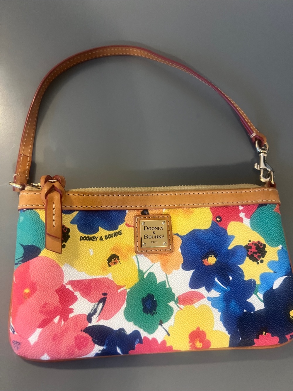 Dooney & Bourke Bright Floral Wristlet with Tan Trim - Picture 3 of 7